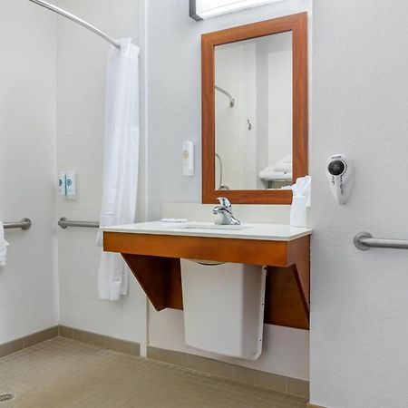 Comfort Inn & Suites Orlando North Sanford Exteriör bild