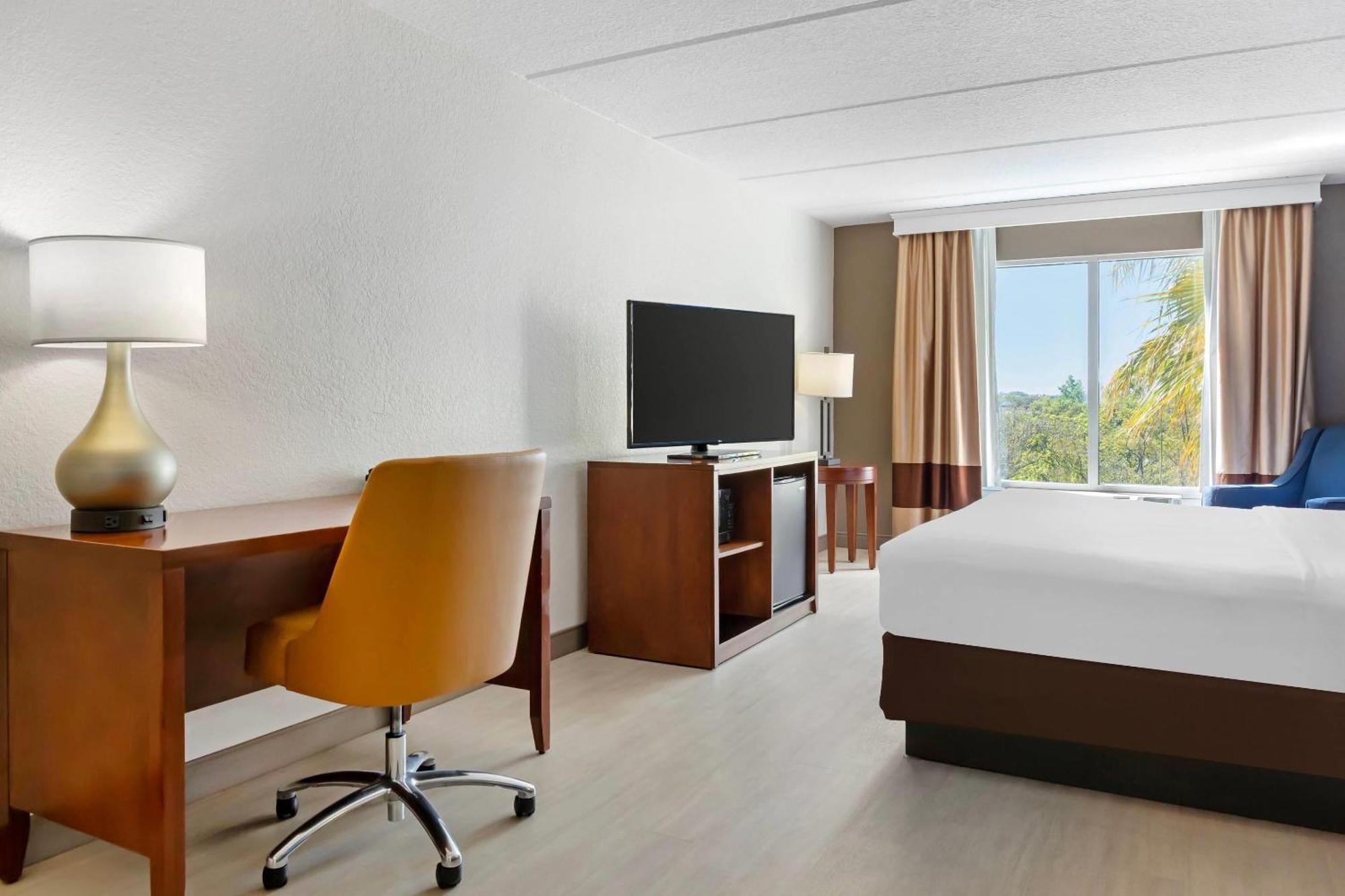 Comfort Inn & Suites Orlando North Sanford Exteriör bild