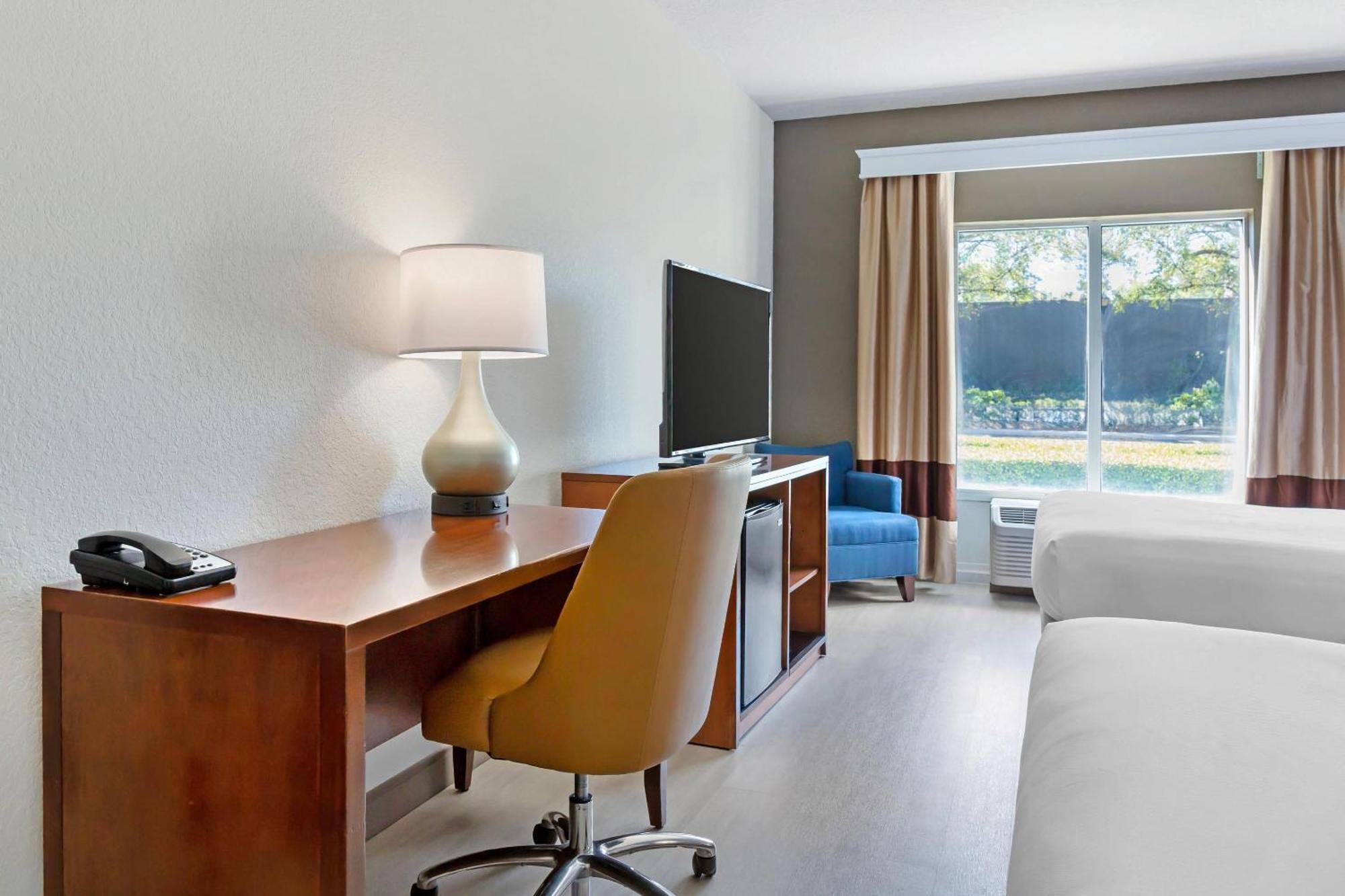 Comfort Inn & Suites Orlando North Sanford Exteriör bild